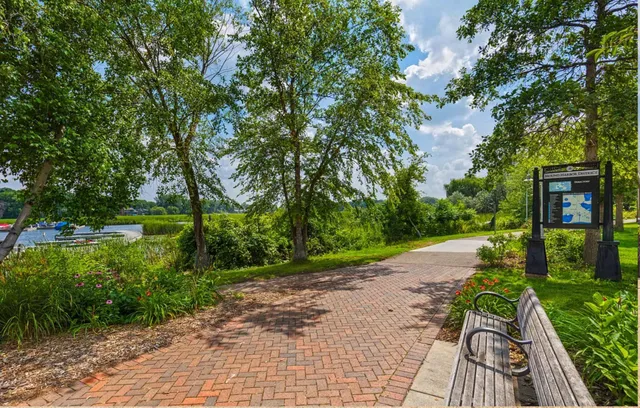 $2,050 | 2145 Old School Road, Mound, MN 55364