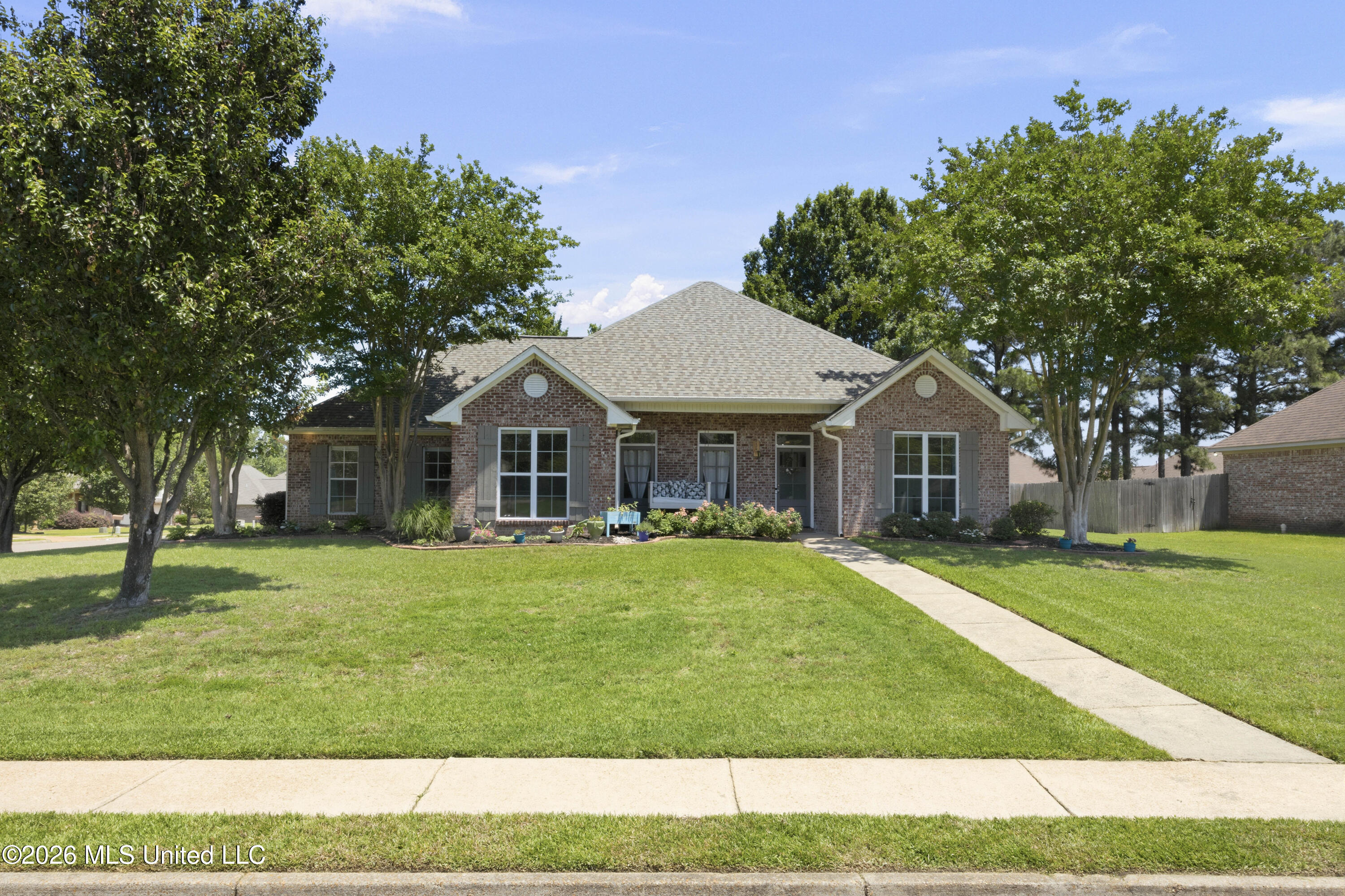 134 Bradfield Road Madison, MS 39110 - Photo 1 of 28 EOSR9646