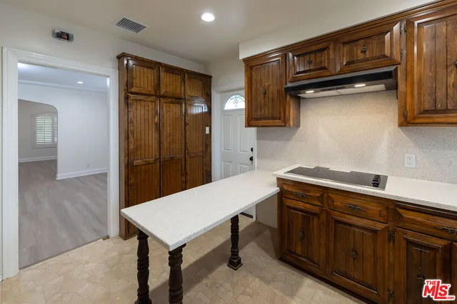 $6,000 | 4360 Kraft Avenue, Studio City, CA 91604