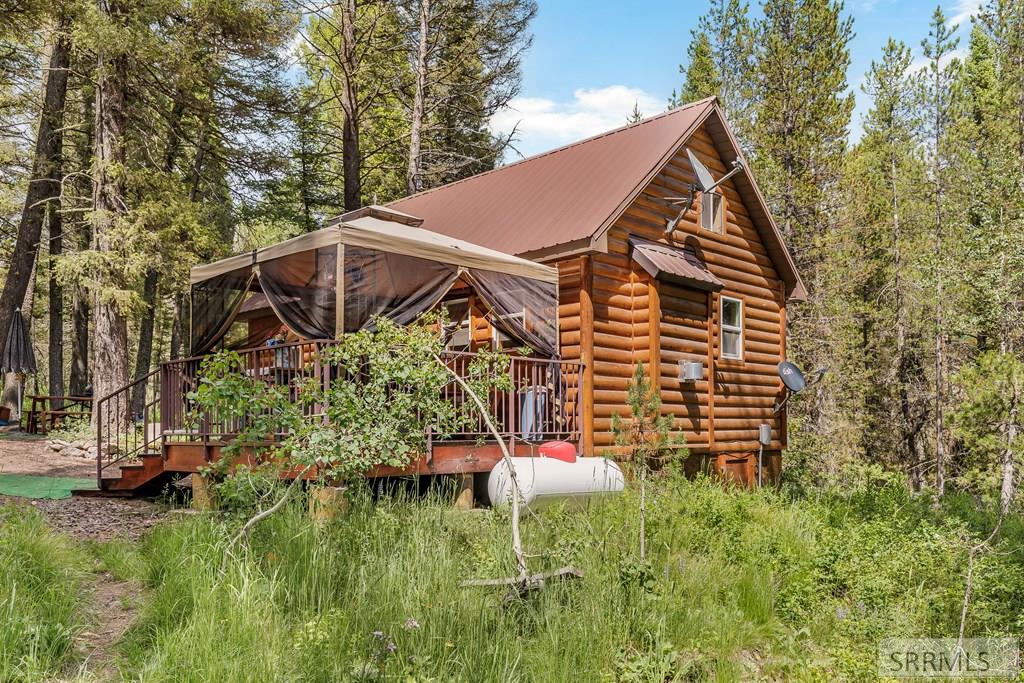 4132 Beaver Springs Road Island Park, ID 83429 - Photo 4 of 34
