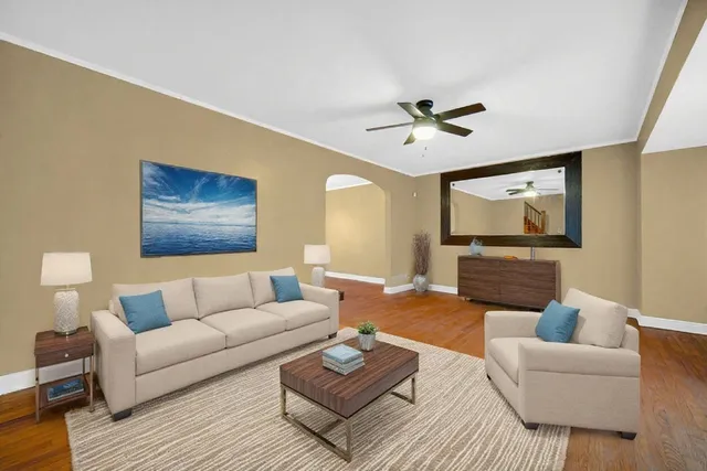 $179,900 | 10626 South Prairie Avenue, Chicago, IL 60628