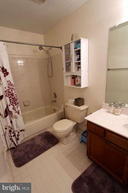 46850 Rabbitrun Terrace Sterling, VA 20164 - Photo 16 of 30 Bath