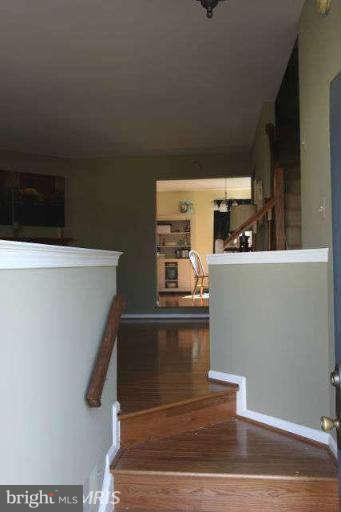 46850 Rabbitrun Terrace Sterling, VA 20164 - Photo 3 of 30 Interior (General)