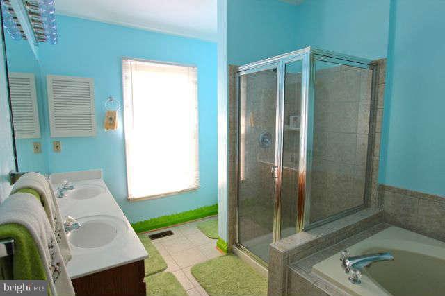 46850 Rabbitrun Terrace Sterling, VA 20164 - Photo 21 of 30 Bedroom