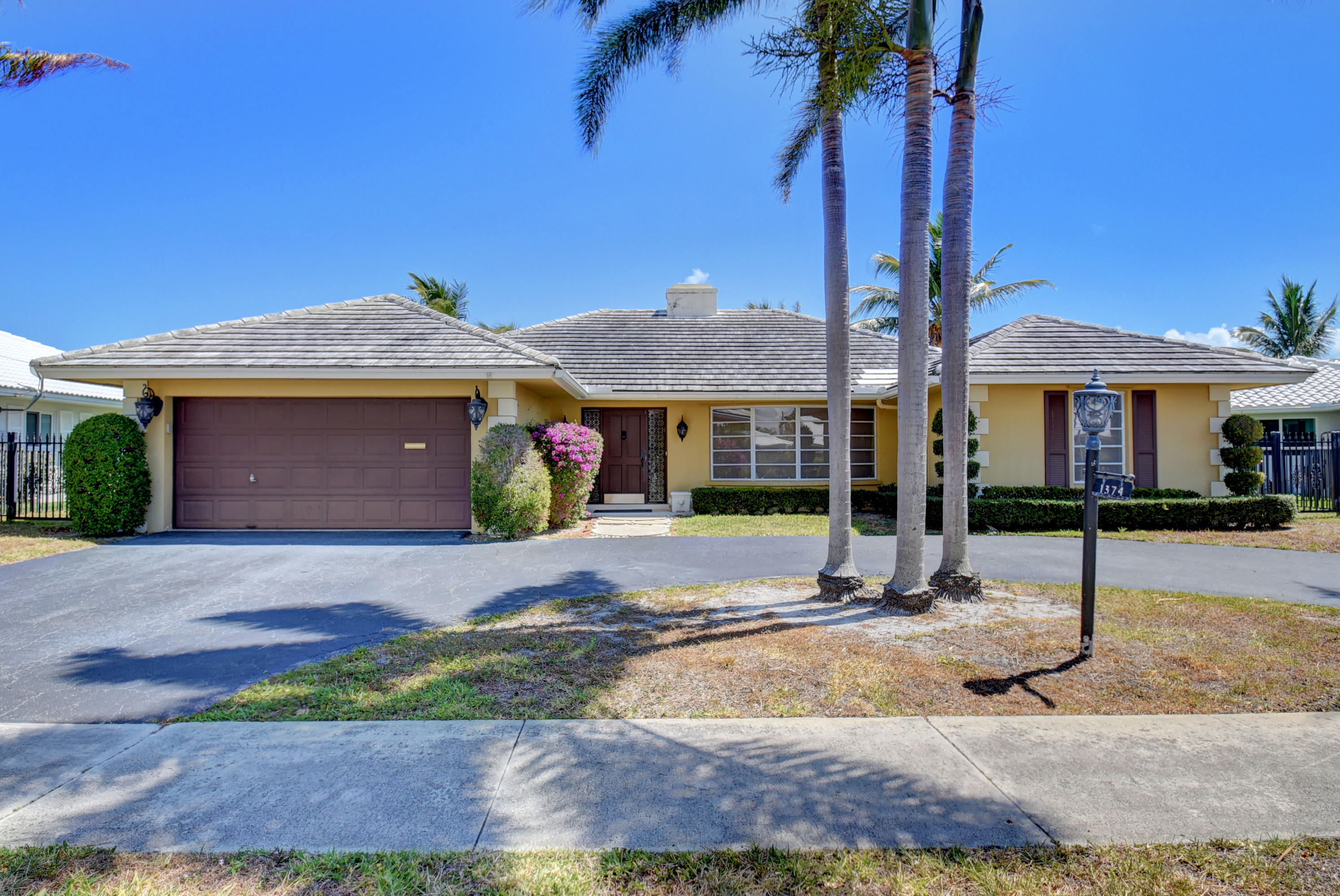1374 Cypress Way Boca Raton, FL 33486 - Photo 3 of 39 virtuals1 (0)