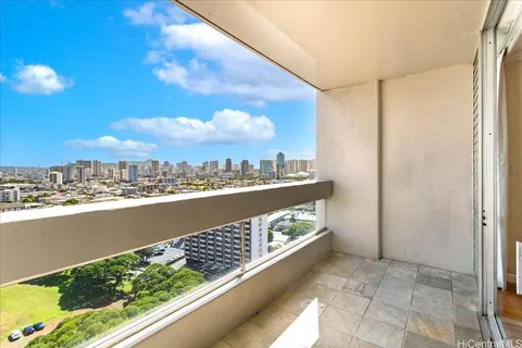 $499,000 | 1212 Punahou Street, Unit 2005, Honolulu, HI 96826