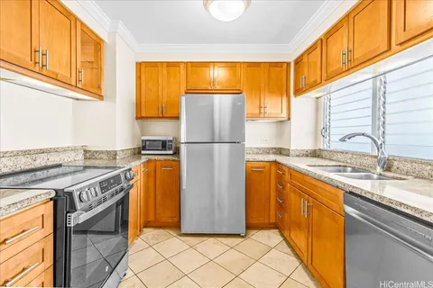 $499,000 | 1212 Punahou Street, Unit 2005, Honolulu, HI 96826