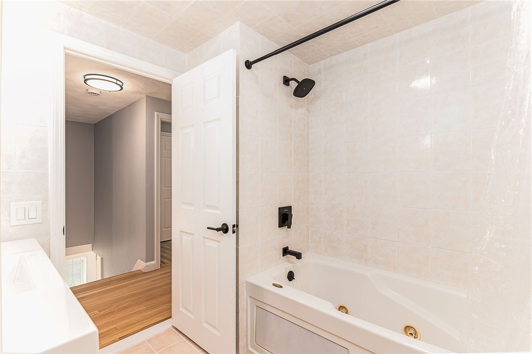 680 Fletcher Road North Kingstown, RI 02852 - Photo 25 of 41