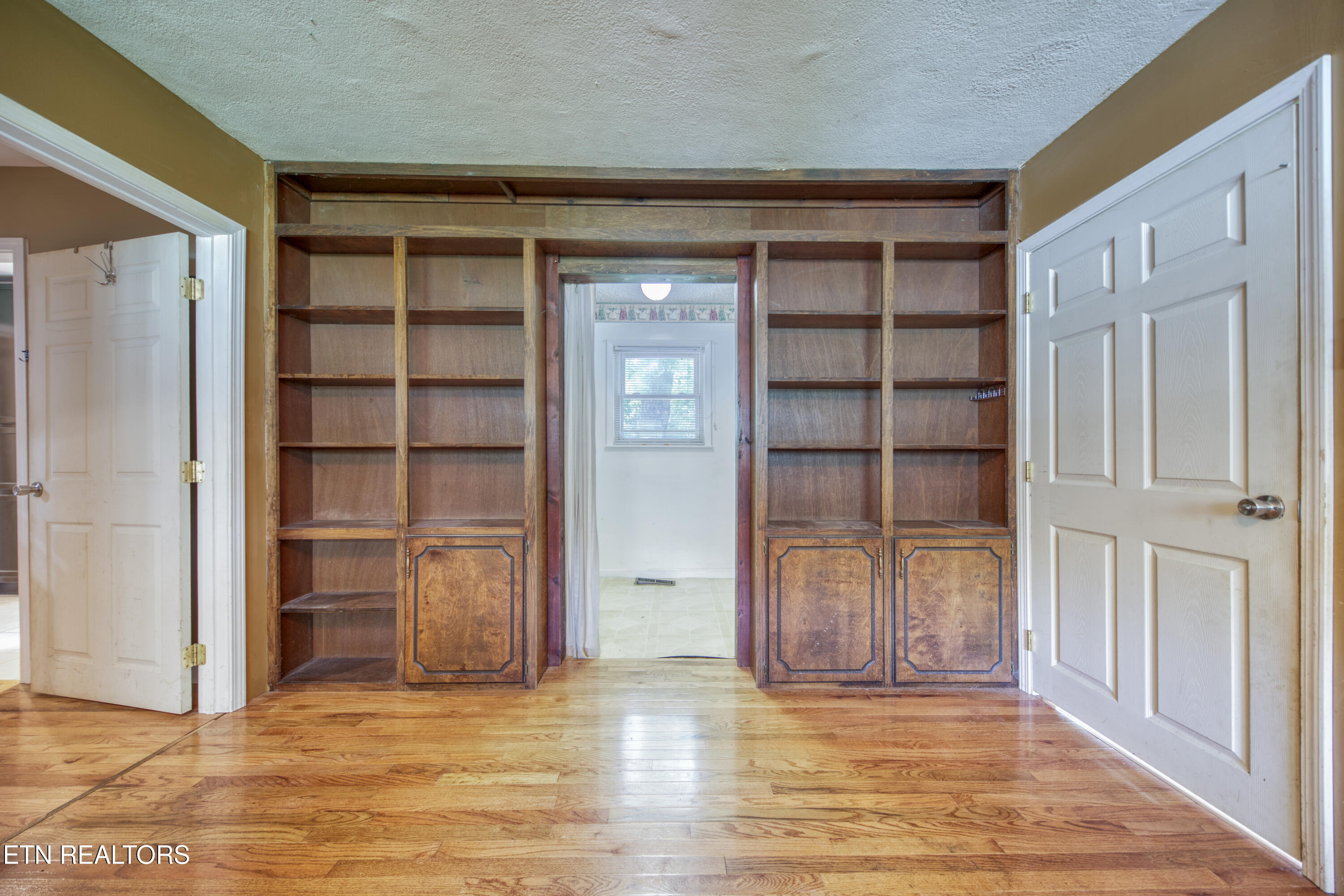 307 Anglers Cove Road Kingston, TN 37763 - Photo 22 of 44 0H3A9591_44_Original