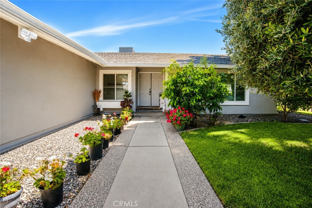 4100 Ahwahnee Court Modesto, CA 95356 - Photo 4 of 34