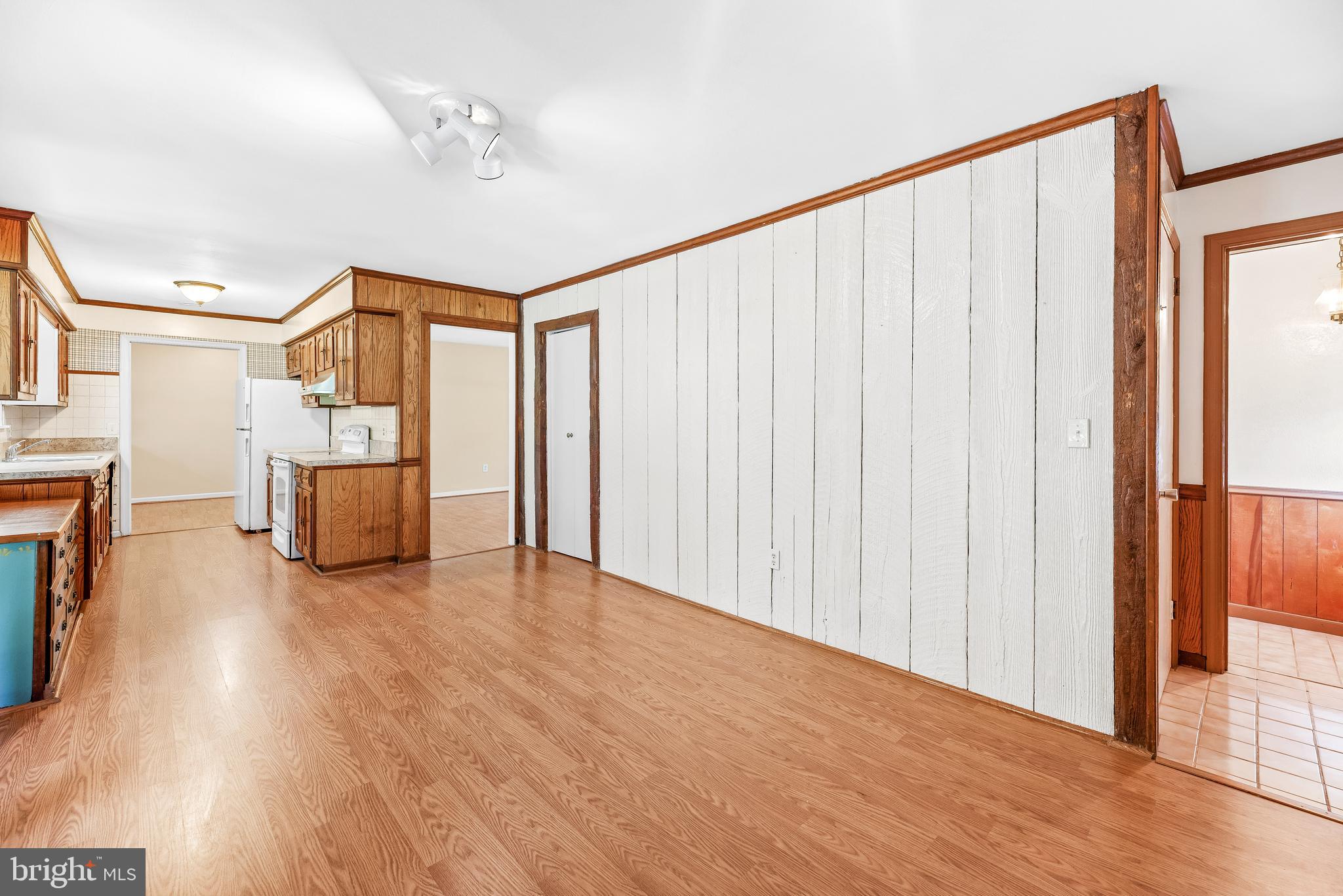 1730 Holland Cliffs Road Huntingtown, MD 20639 - Photo 18 of 46 Plenty of space for an additional table
