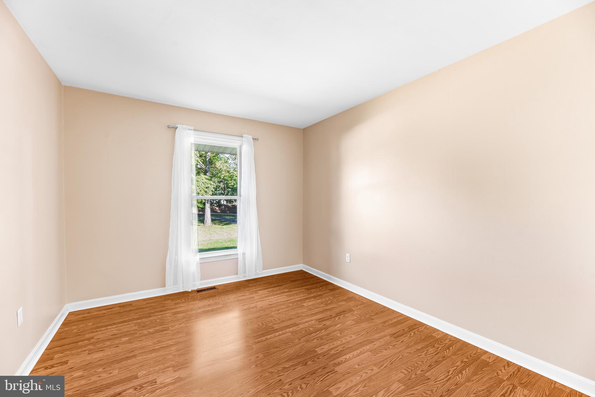 1730 Holland Cliffs Road Huntingtown, MD 20639 - Photo 30 of 46 Bedroom #3