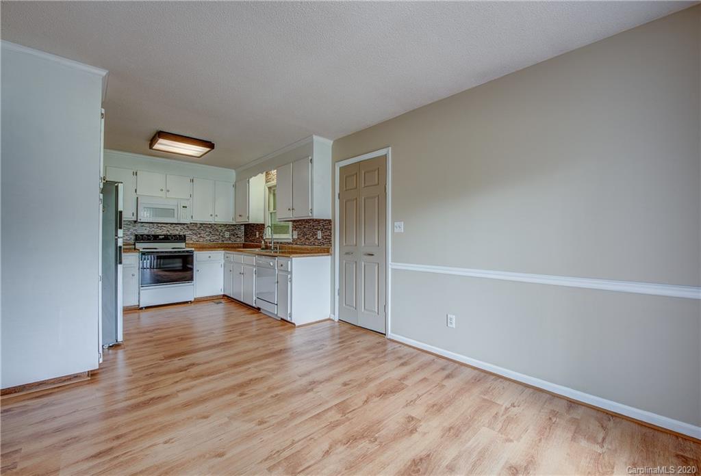 2953 Misty Hill Road York, SC 29745 - Photo 11 of 28 Gallery Image 11