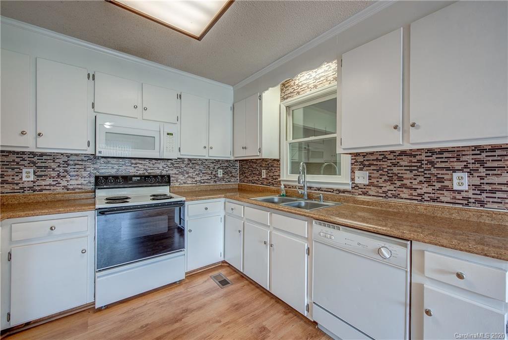 2953 Misty Hill Road York, SC 29745 - Photo 14 of 28 Gallery Image 14