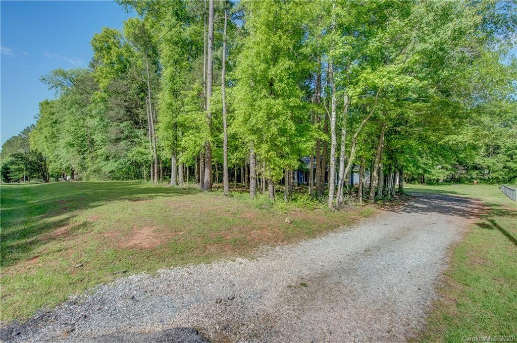 2953 Misty Hill Road York, SC 29745 - Photo 3 of 28 Gallery Image 3
