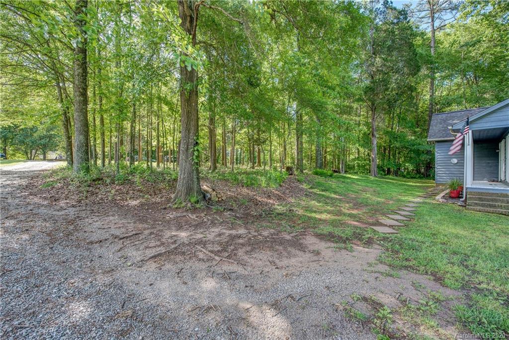 2953 Misty Hill Road York, SC 29745 - Photo 4 of 28 Gallery Image 4