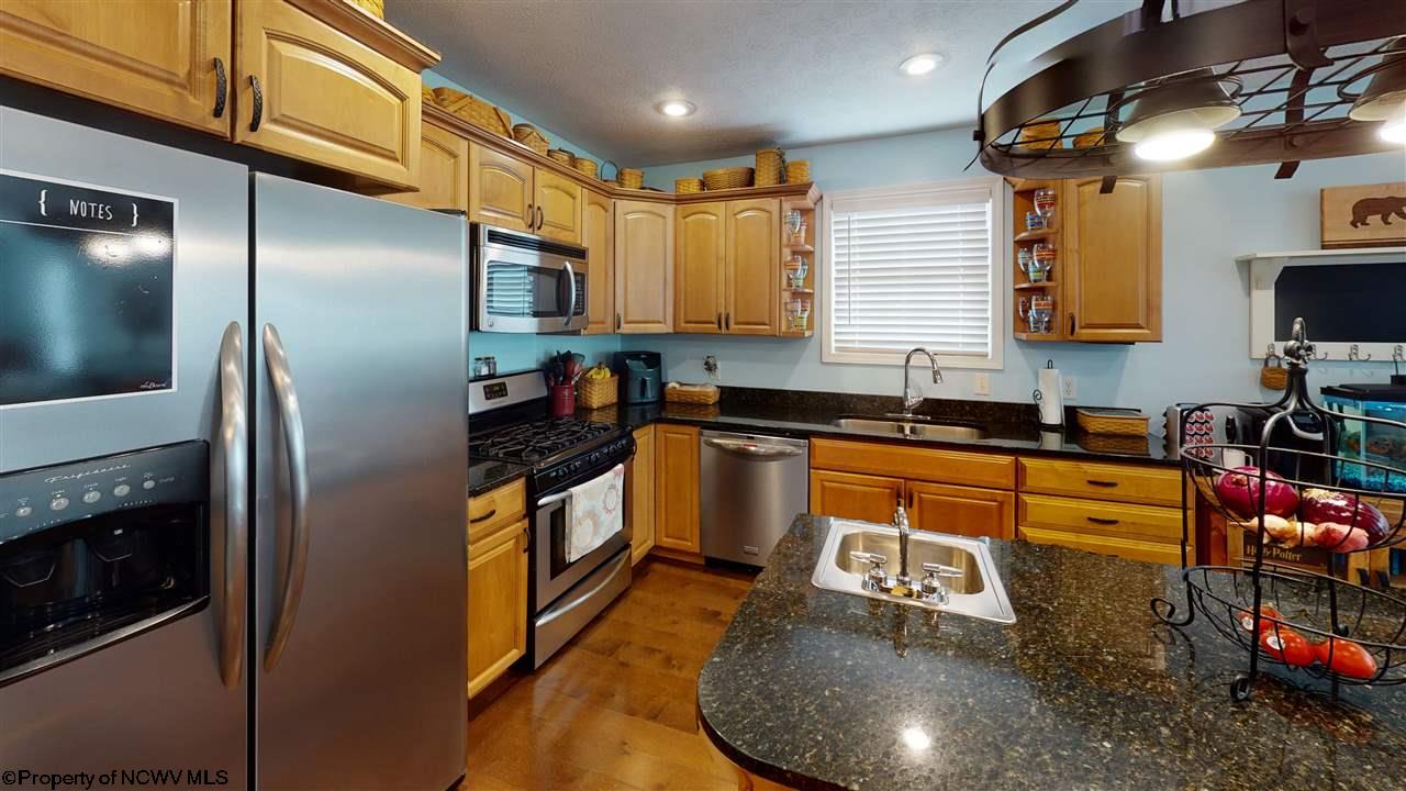 2386 Goose Run Road Fairmont, WV 26554 - Photo 3 of 18 Gallery Image 3