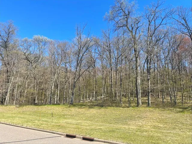 $89,500 | 4-5 & 6 Anderson Hill Lane, Boyceville, WI 54725