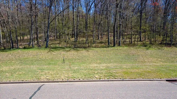 $89,500 | 4-5 & 6 Anderson Hill Lane, Boyceville, WI 54725