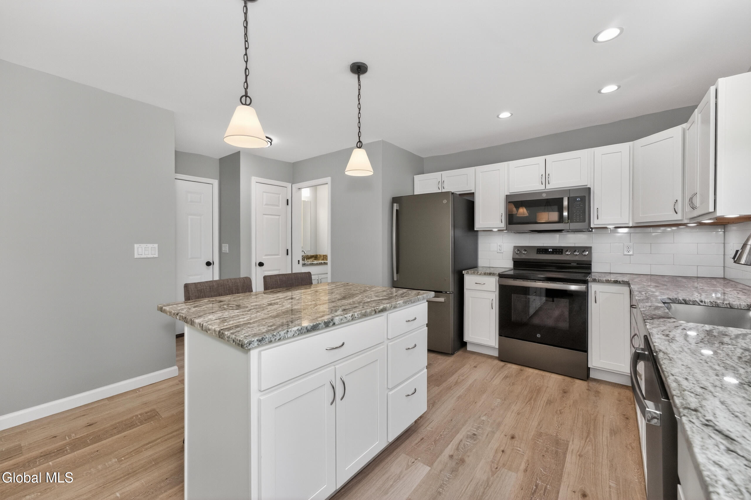 178 Montray Road Queensbury, NY 12804 - Photo 19 of 46 3 Kitchen 2