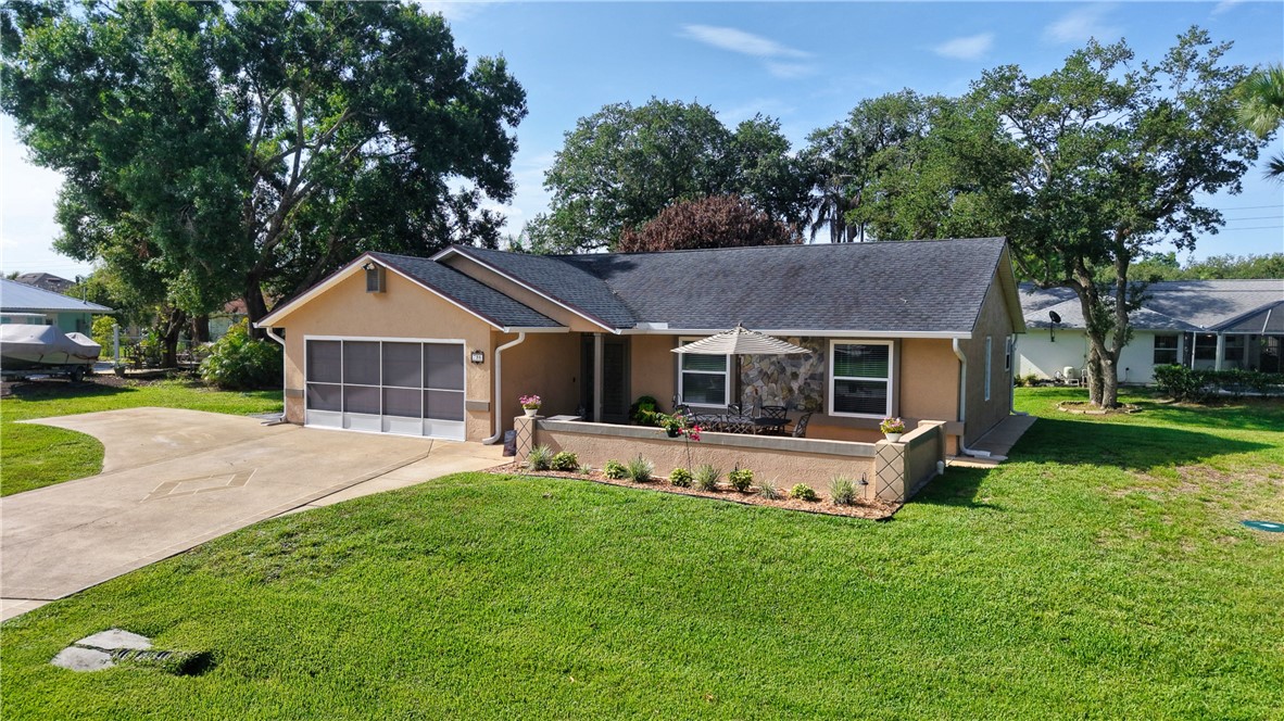798 Dixie Terrace Sebastian, FL 32958 - Photo 3 of 36