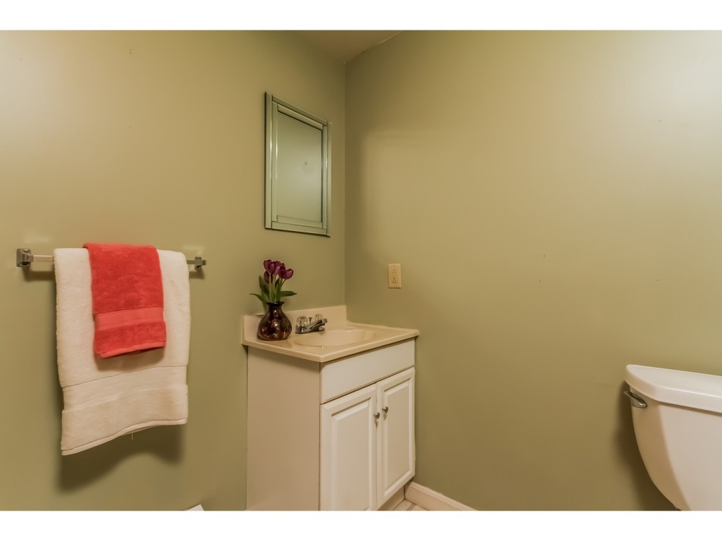 152 North Shore Road Derry, NH 03038 - Photo 28 of 36