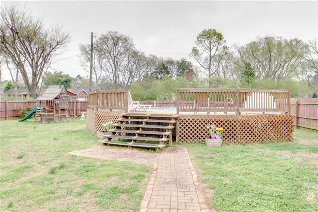 219 Cherokee Road Hendersonville, TN 37075 - Photo 5 of 20 Gallery Image 5