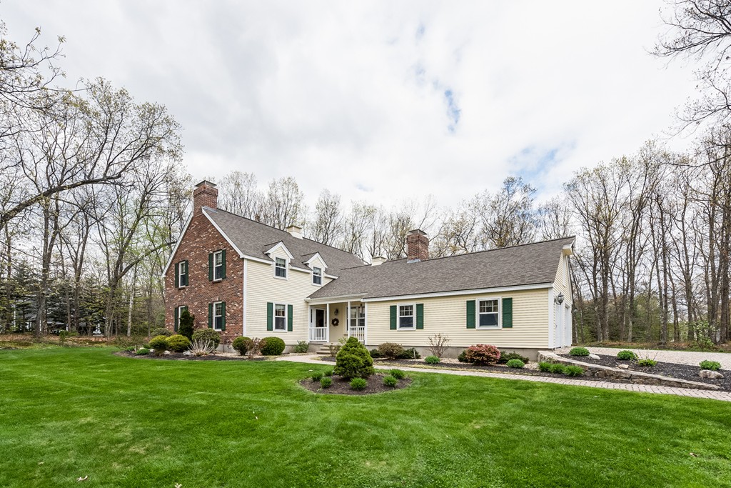 118 Whiley Road Groton, MA 01450 - Photo 1 of 23