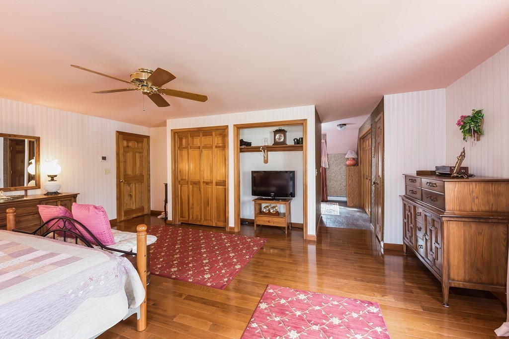 118 Whiley Road Groton, MA 01450 - Photo 12 of 23