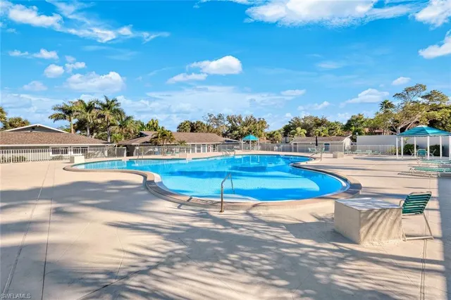 $229,900 | 4251 Island Circle, Unit 3, Fort Myers, FL 33919