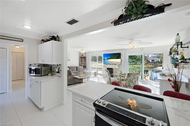 $229,900 | 4251 Island Circle, Unit 3, Fort Myers, FL 33919