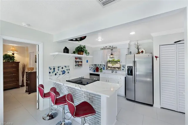 $229,900 | 4251 Island Circle, Unit 3, Fort Myers, FL 33919