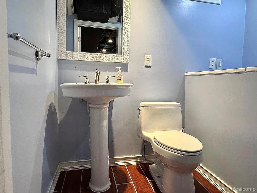 45587 Hanford Road Canton, MI 48187 - Photo 66 of 68 Gallery Image 66