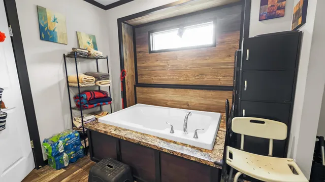 $249,900 | 616 Northeast Hillside Terrace, Lee, FL 32059