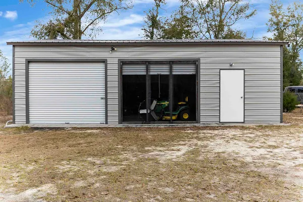 $235,000 | 616 Northeast Hillside Terrace, Lee, FL 32059