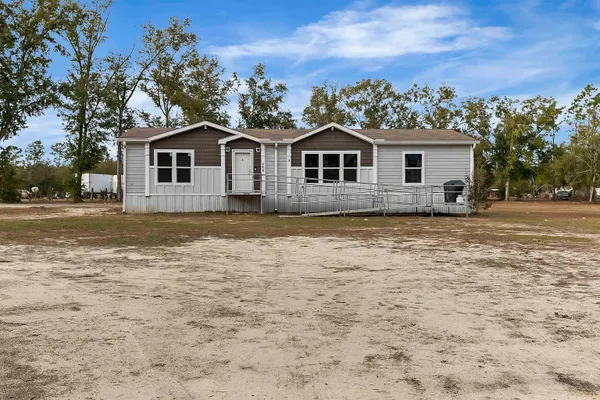 $235,000 | 616 Northeast Hillside Terrace, Lee, FL 32059
