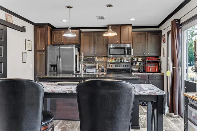 $249,900 | 616 Northeast Hillside Terrace, Lee, FL 32059