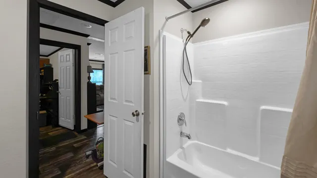 $249,900 | 616 Northeast Hillside Terrace, Lee, FL 32059