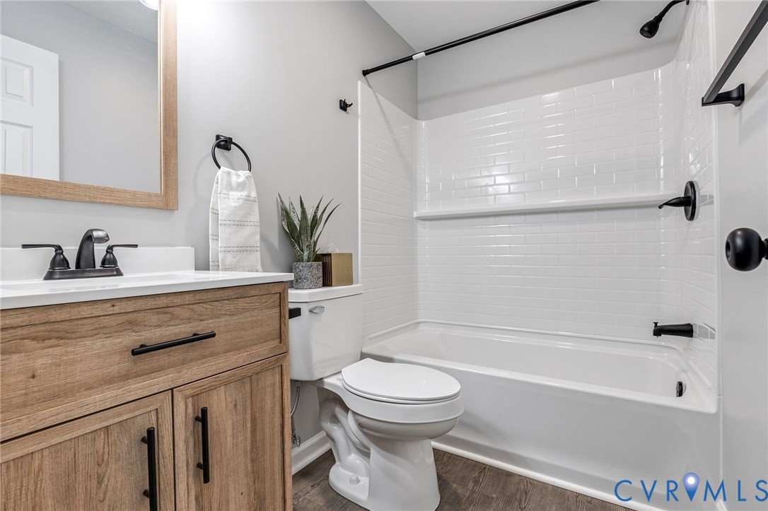 4520 Crossgate Road Chester, VA 23831 - Photo 15 of 37