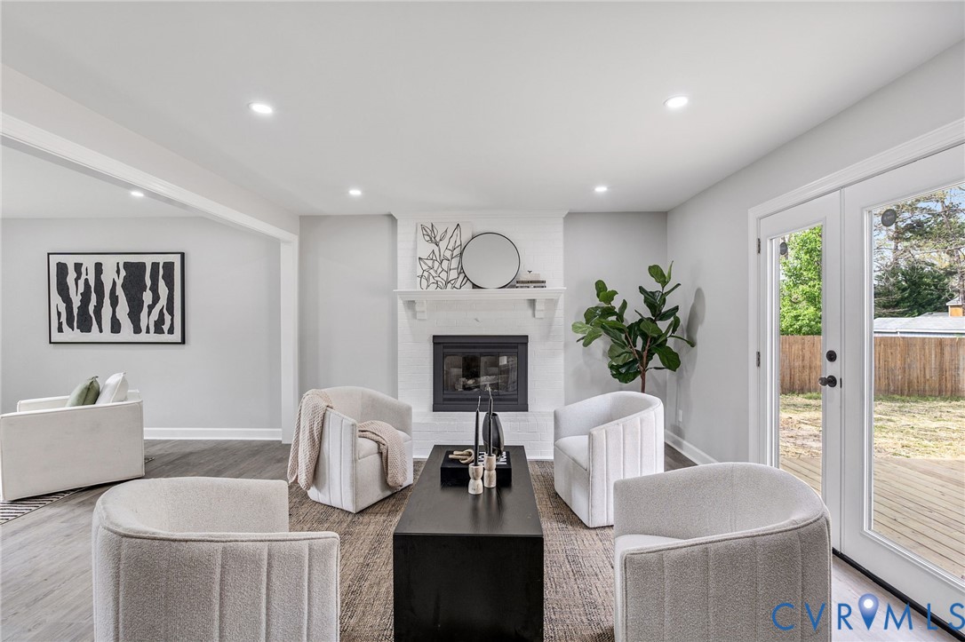 4520 Crossgate Road Chester, VA 23831 - Photo 7 of 37