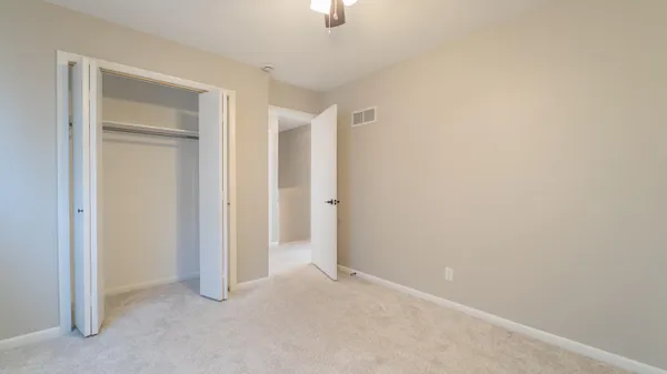 $3,000 | 840 Appletree Drive, Schererville, IN 46375