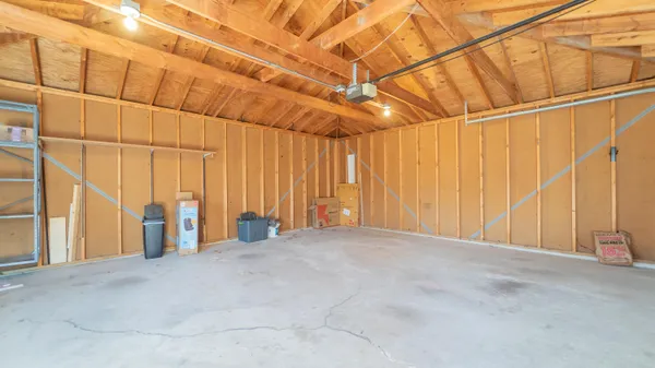 $3,000 | 840 Appletree Drive, Schererville, IN 46375