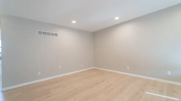 $3,000 | 840 Appletree Drive, Schererville, IN 46375