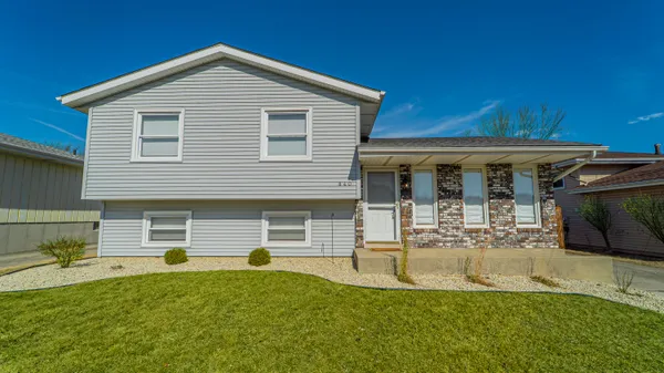 $3,000 | 840 Appletree Drive, Schererville, IN 46375