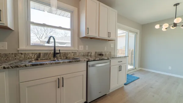 $3,000 | 840 Appletree Drive, Schererville, IN 46375