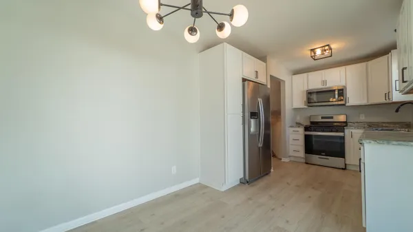 $3,000 | 840 Appletree Drive, Schererville, IN 46375