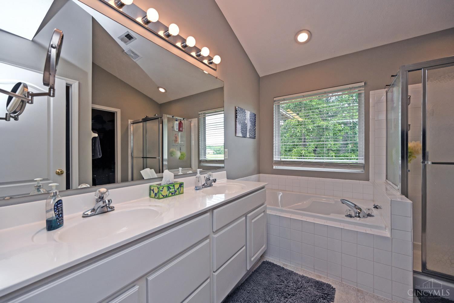 7419 Buttercup Court Maineville, OH 45039 - Photo 20 of 42