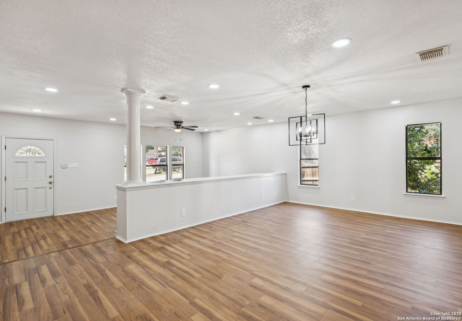 8127 Talkenhorn Converse, TX 78109 - Photo 31 of 57