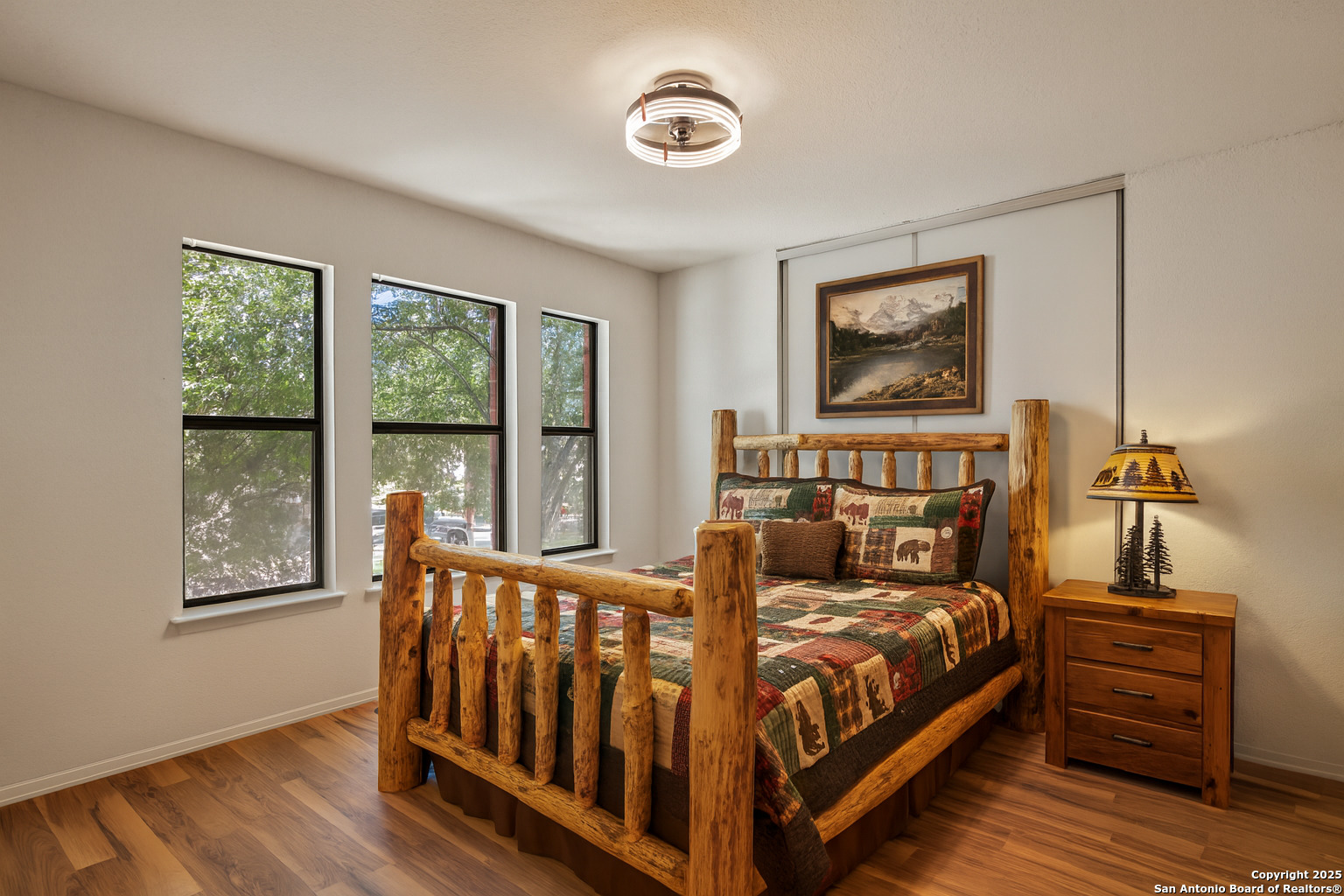 8127 Talkenhorn Converse, TX 78109 - Photo 41 of 57 a bedroom with furniture and a window