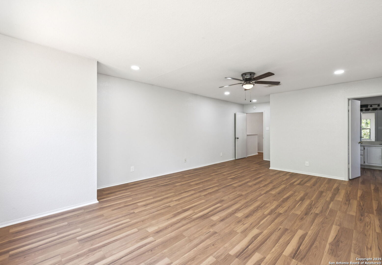 8127 Talkenhorn Converse, TX 78109 - Photo 48 of 57